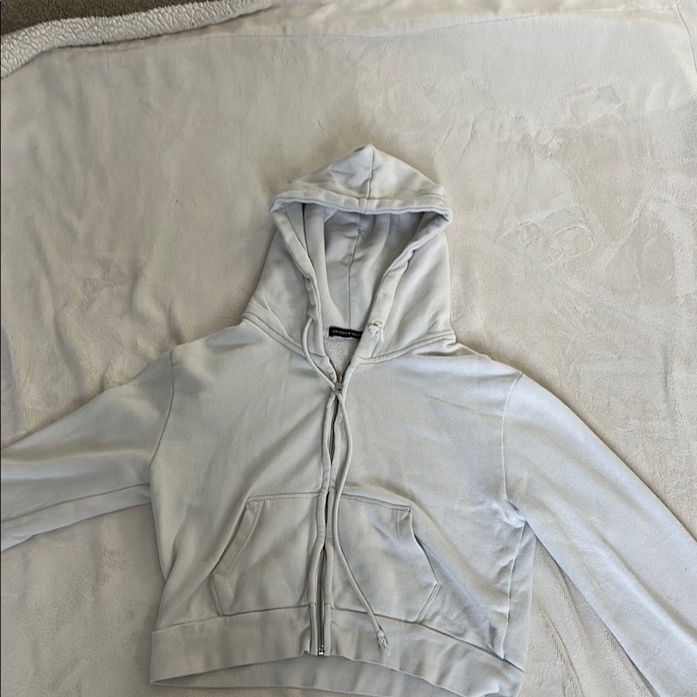 Brandy Melville Cropped Zip Up Sweatshirt.